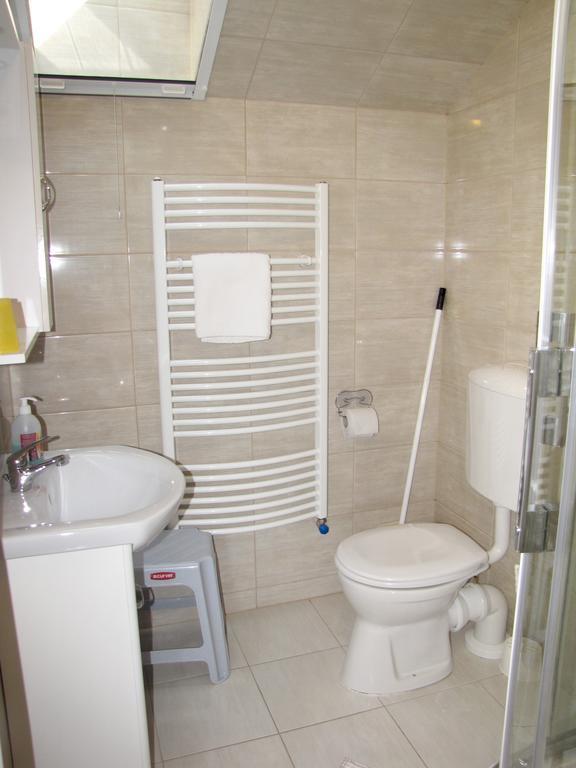 Apartment Csilla *
