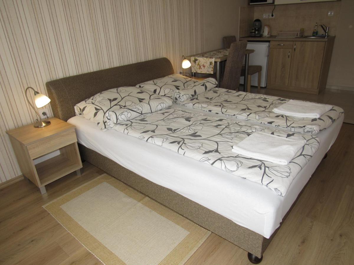 Csilla Apartment